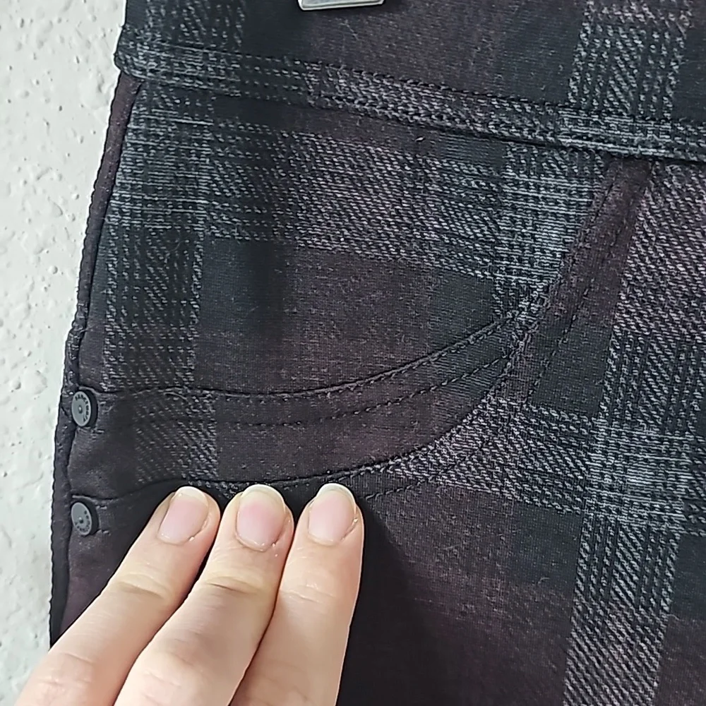 Sanctuary Plaid Pant - Picture 7 of 11